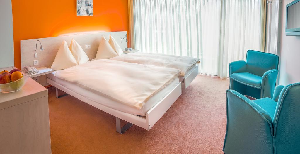 Hotel Unione Bellinzona Cameră foto